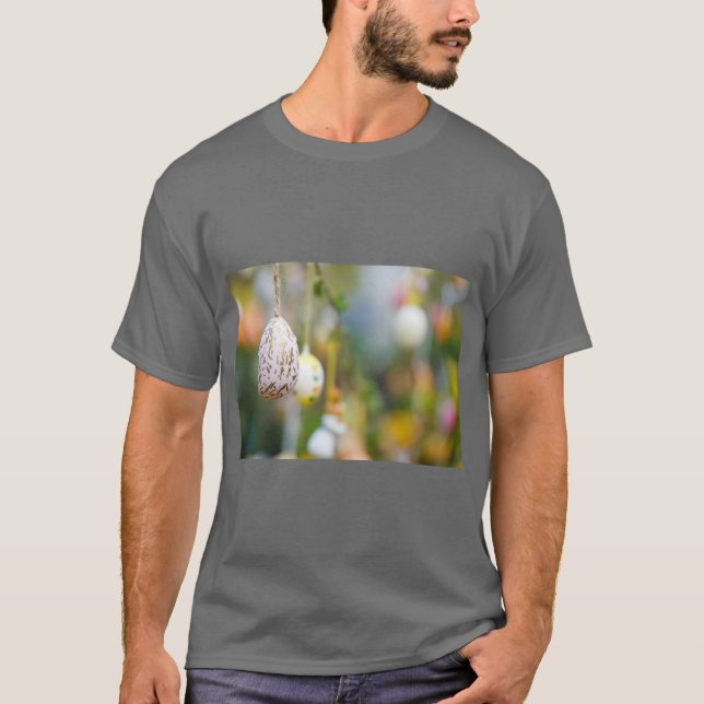 „Ostereier“ Festliche Feier T-Shirt (Vorderseite)