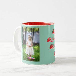 Ostereier-Suche Mädchen Foto mit Korb und Hasenohr Zweifarbige Tasse