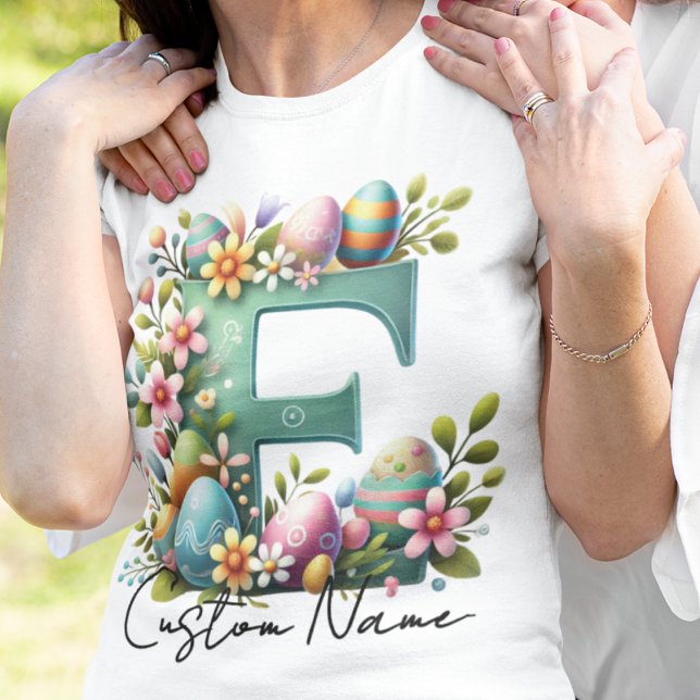 Osterfarbene Personalisierte florale Monogramm mit T-Shirt (Von Creator hochgeladen)