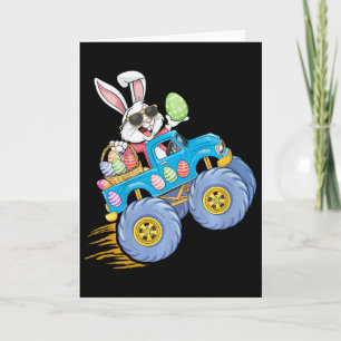 Osterhase fährt Monstertruck auf Eiersuche für Kin Karte