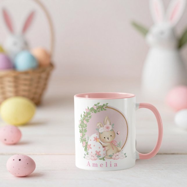 Osterhase im Garten personalisierter Becher Tasse (Von Creator hochgeladen)