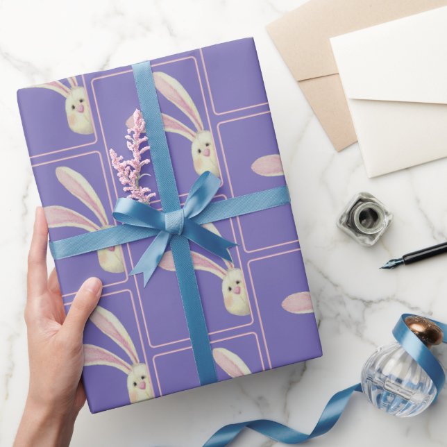 Osterhasen auf Lila Geschenkpapier (Schenken)