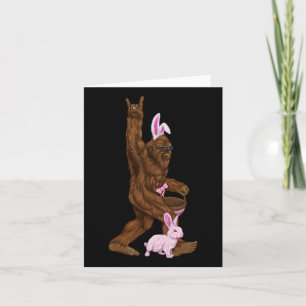 Ostern Bigfoot Bunny in einem Bysket ist Spaß für  Karte