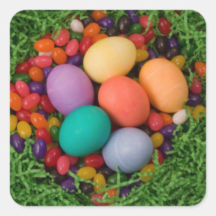 Ostern-Korb - die gefärbte Feder Eggs Geleebonbon Quadratischer Aufkleber