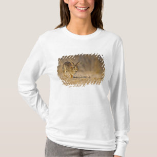 Östliches Baumwollschwanzkaninchen hoppelt T-Shirt