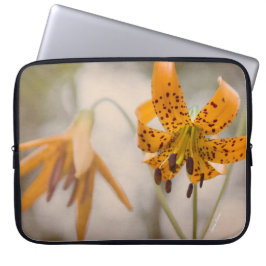 Ostsierra Tiger-Lilien-Wildblumen Laptopschutzhülle