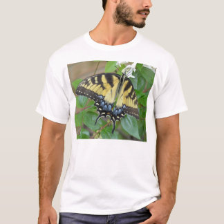 Osttiger-Frack-Schmetterling T-Shirt