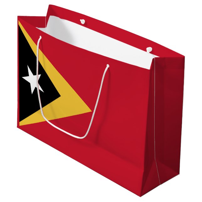 Osttimor-Flagge Große Geschenktüte (Vorderseite Schrägansicht)