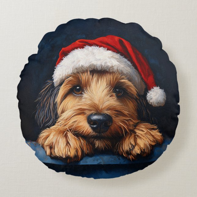 Otterhound in einer Weihnachtsmannmütze Rundes Kissen (Vorderseite)