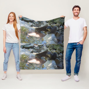 Otters Drinking Fleecedecke