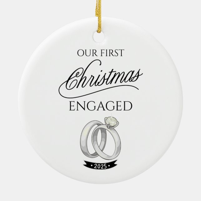 Our First Christmas Engaged 2025 Keramik Ornament (Hinten)