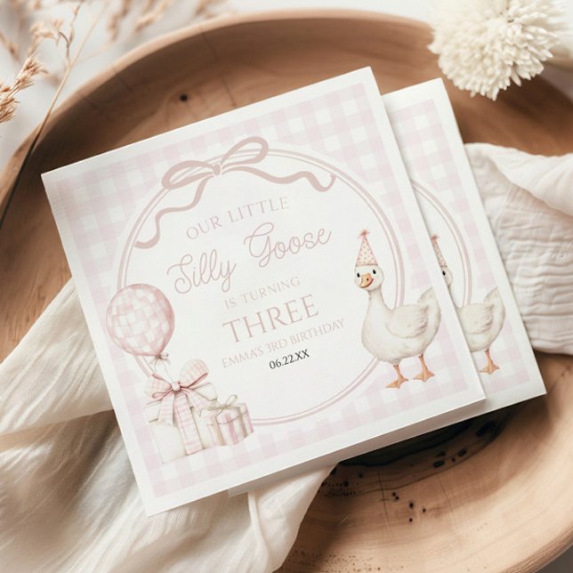Our Little Silly Goose Pink Bow Birthday Party Serviette (Von Creator hochgeladen)