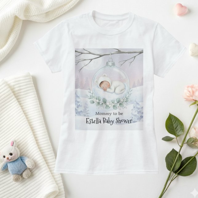 Our Little Snowbaby is on the way Mom Gift T-Shirt (Von Creator hochgeladen)