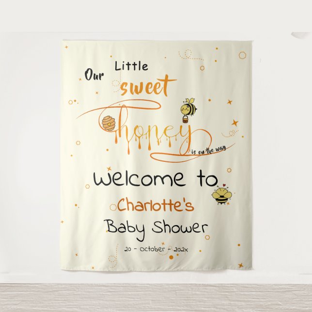 Our Little Sweet Honey Is On The Way Baby Shower Wandteppich (Vorderseite)