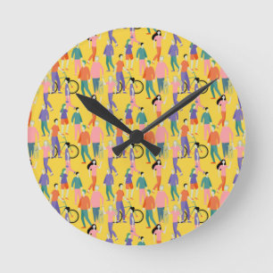 Out and About People Pattern Runde Wanduhr