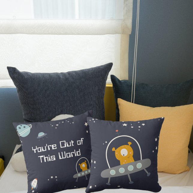 Out of this World Space Throw Kissen (Front and Back of Pillow Shown)