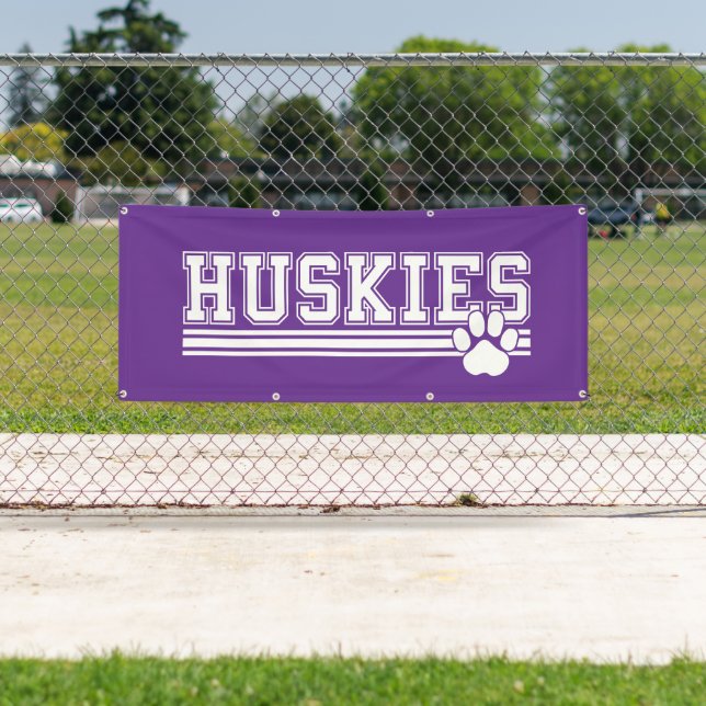 Outdoor-Banner-Huskies Banner (Insitu)