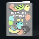 Outdoorwanderung und Camping-Zahnrad Personalisier Karte<br><div class="desc">Für Wanderer, Camper und alle, die Lieben im Freien verbringen, ist die Karte zum Geburtstag oder für andere Anlässe ideal. Diese Grußkarte zeigt eine Collage aus Camping und Wanderausrüstung in hübschen Pastellfarben Set vor grauem Hintergrund. Sie können den gesamten Text auf der Vorderseite und auf der Innenseite dieser Karte anpassen,...</div>