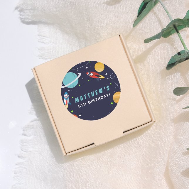 Outer Space Rocket Ship Birthday Party Runder Aufkleber (Von Creator hochgeladen)