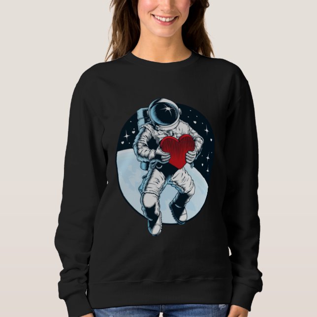 Outer Space Valentine Astronaut Holding Red Heart Sweatshirt (Vorderseite)