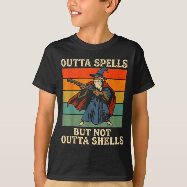 Outta Spells But Not Outta Shells Wizard Retro Fan T-Shirt (Vorderseite)