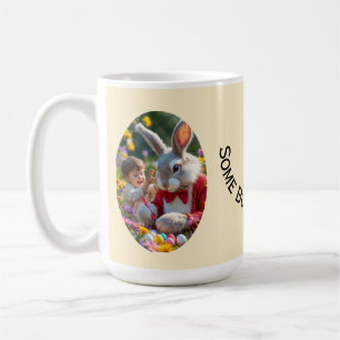 Ovaler Bilderrahmen mit Hase und Kind zu Ostern Kaffeetasse