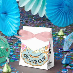 OVERFLOW Fevor Box entworfen von Adiela Akoo Geschenkschachtel