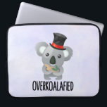 Overkoalafied Pun Niedlich Koala in Top Hat Laptopschutzhülle<br><div class="desc">Ein Laptop Ärmel ein lustiges und humorvolles Design mit einer Abbildung eines niedlichen Koala mit einem schwarzen Top Hut mit dem typografischen Text unten,  der sagt überkoalfiziert.</div>