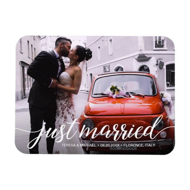 Overlay Just Married Script Wedding Foto Magnet (Horizontal)