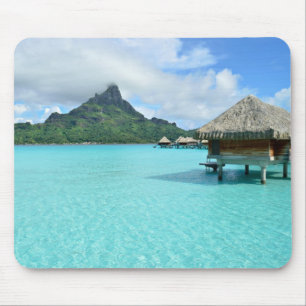 Overwater Erholungsort auf Bora Bora mousepad