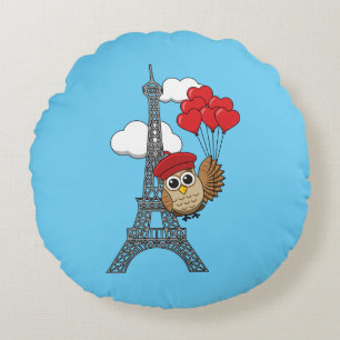 Owl Flying with Heart Balloons in Paris Rundes Kissen
