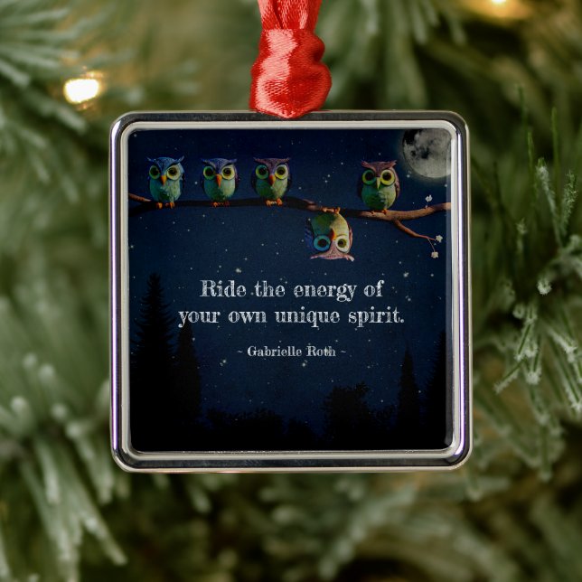 Owl ist anders als ein einzigartiges Angebot Ornament Aus Metall (Baum)