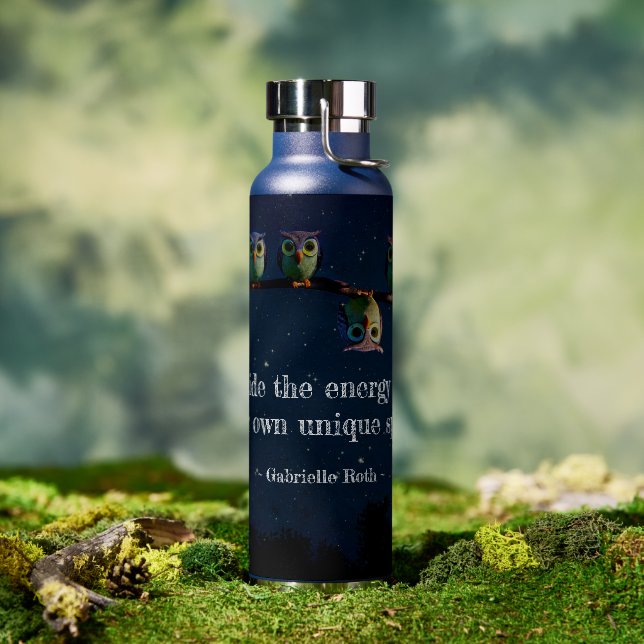 Owl ist anders als ein einzigartiges Angebot Trinkflasche (Außenbereich)