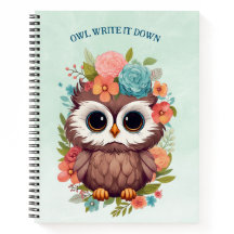 Owl schreiben es auf Spiral-Notebook