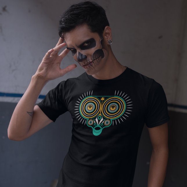 Owl Stamm-Ornamente T-Shirt (Von Creator hochgeladen)