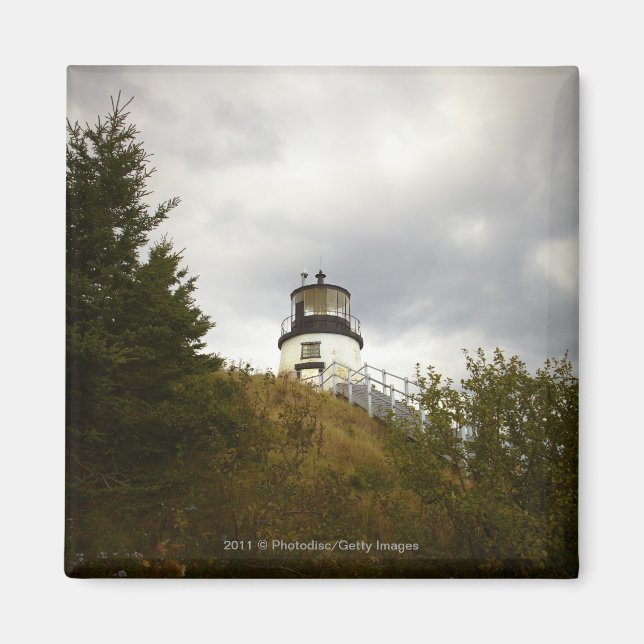 Owl's Head Lighthouse an einem wolkigen Tag Magnet (Vorne)