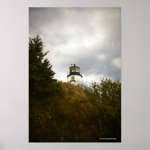 Owl's Head Lighthouse an einem wolkigen Tag Poster