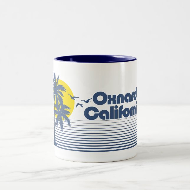 Oxnard California Zweifarbige Tasse (Mittel)