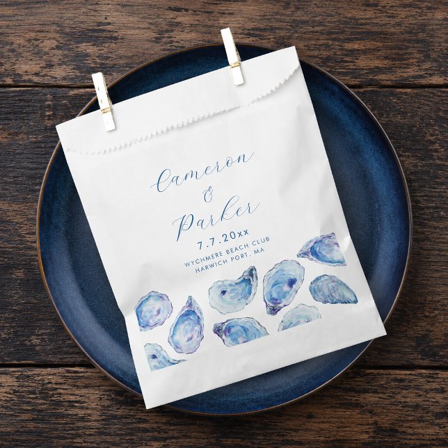 Oyster Blue Watercolor Wedding Geschenktütchen (Blue Oyster Watercolor Wedding Favor Paper Bags Treat Bags for a beach wedding or oyster roast )