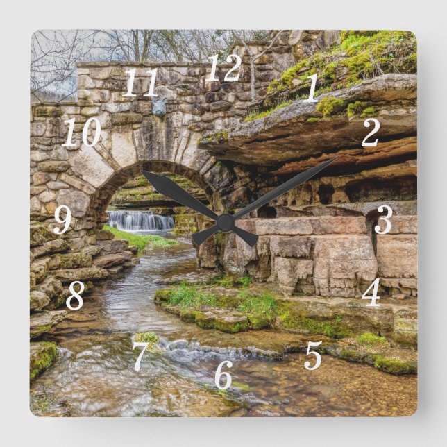 Ozarks Wasserfall unter Brücke Uhr (Vorderseite)
