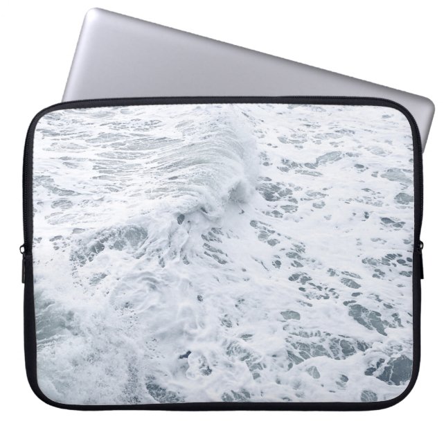 Ozean mit Welle Laptopschutzhülle (Vorderseite)