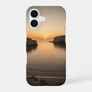 Ozeanische Bucht im Vintage-Stil bei Sonnenunterga iPhone 16 Hülle