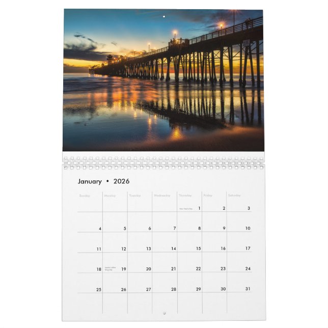 Ozeanufer-Pier am Sonnenuntergang Kalender (Jan 2026)