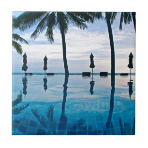 Ozeanufer-Pool-Rand Fliese