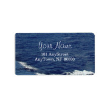 Ozeanwellen aus Weißschaum