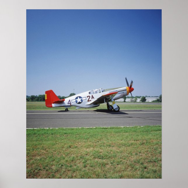 P-51 C Tuskegee Roter Schwanz Flugzeug bei der CAF Poster (Vorne)