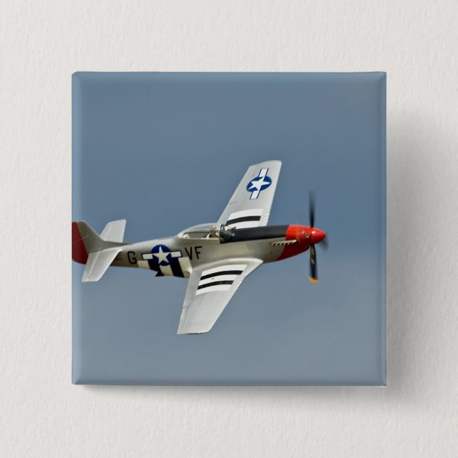 P-51D Mustang-Kämpfer mit dem Button (Vorderseite)
