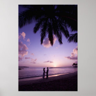 Paar am Strand, Windjammer Landing, St. Lucia Poster