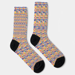 Paar bunter Socken mit einem lebendigen 