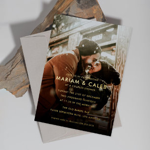 Paar-Dusch-Foto-Engagement-Party Gold Folieneinladung